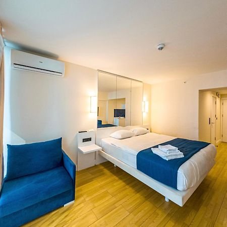 Amazing View Apartments バトゥーミ エクステリア 写真
